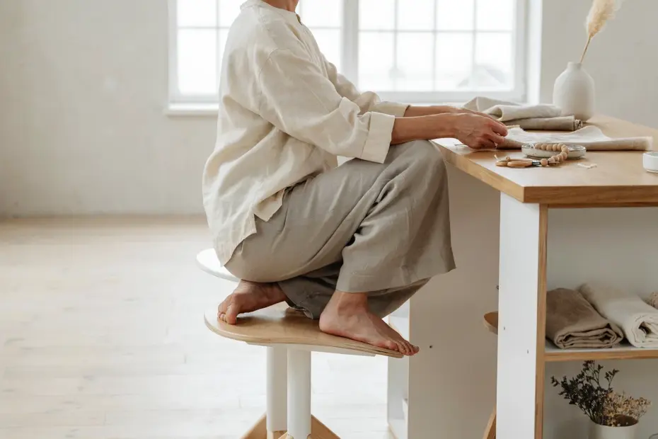 Cross Legged Office Chair | DIY Soul Seat Alternative | Home Office Comfort